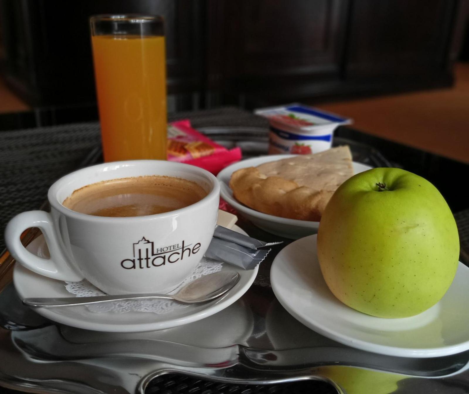 Attache Hotel Kiev Ngoại thất bức ảnh