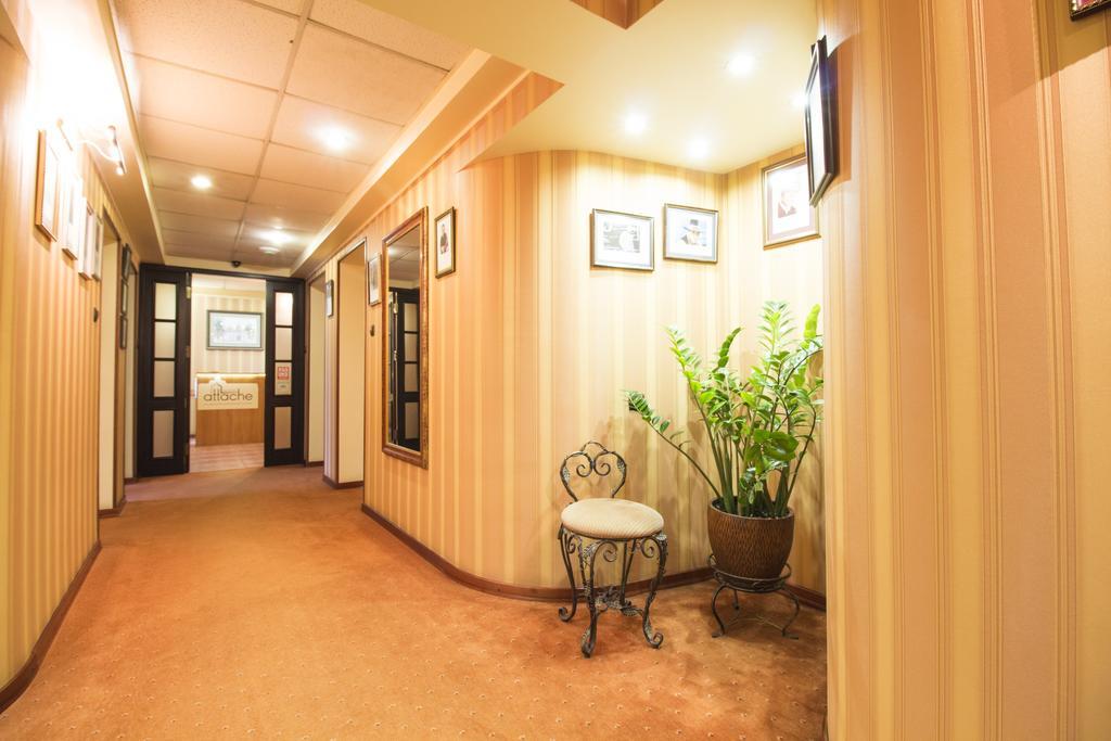 Attache Hotel Kiev Ngoại thất bức ảnh