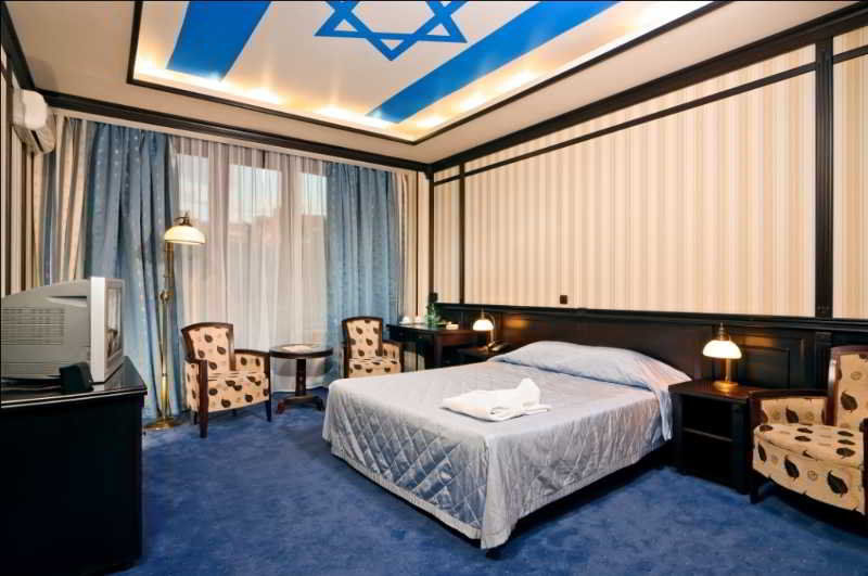 Attache Hotel Kiev Ngoại thất bức ảnh
