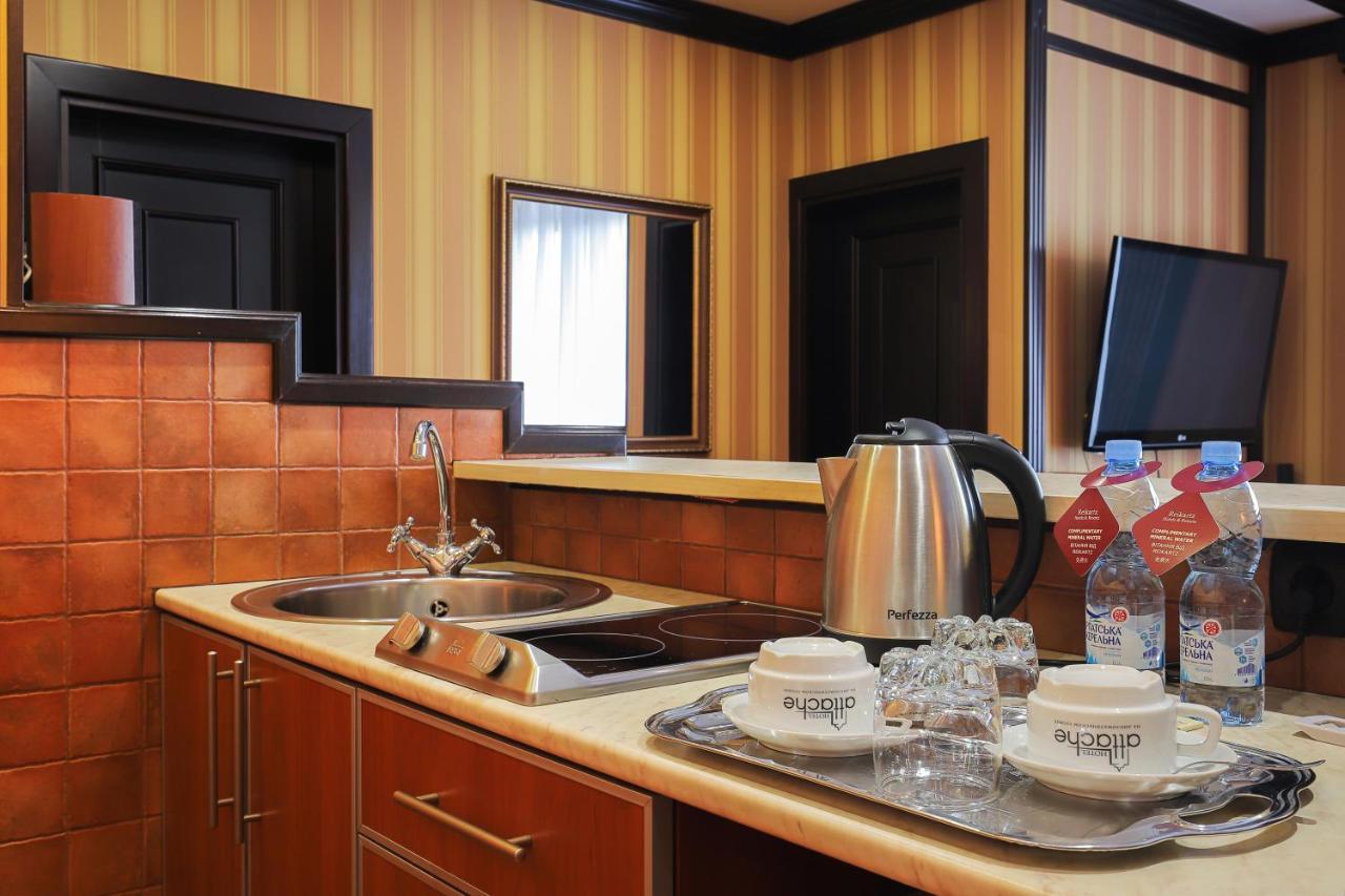 Attache Hotel Kiev Ngoại thất bức ảnh